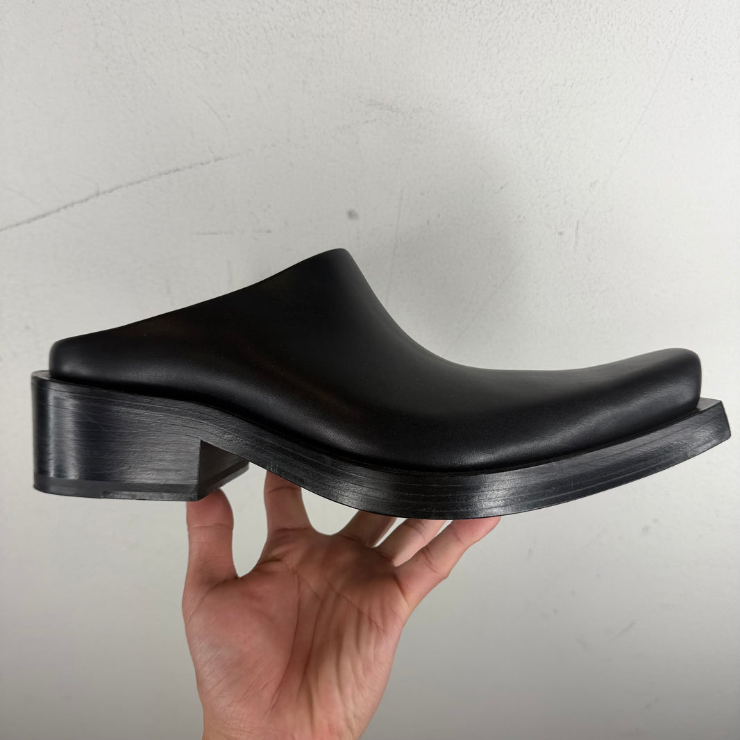 Balenciaga Santiago Mules