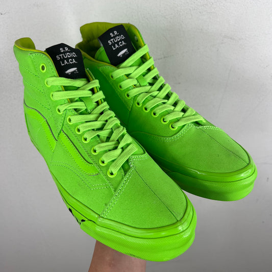 SR Studio Clash The Wall Green Vans Sk8 High Sneakers