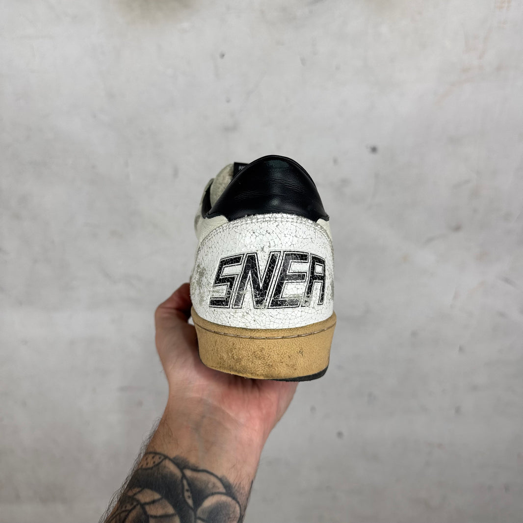 Golden Goose White/Black Ballstar Sneakers