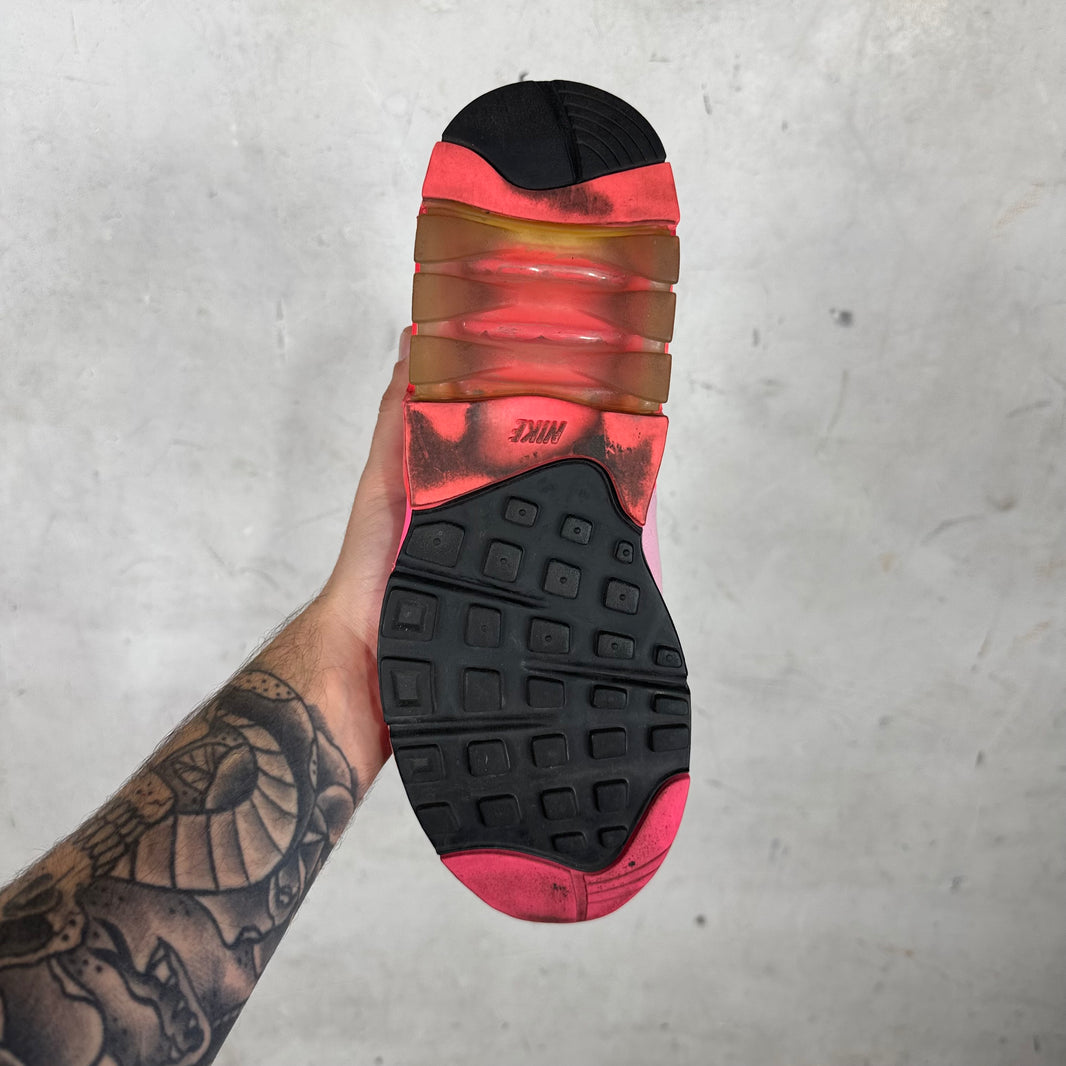 Nike x CDG Pink Air Max 180