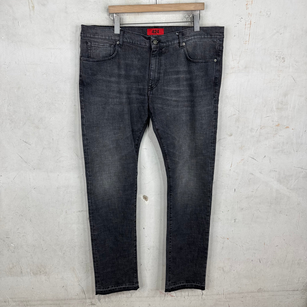 424 Frayed Hem Charcoal Jeans