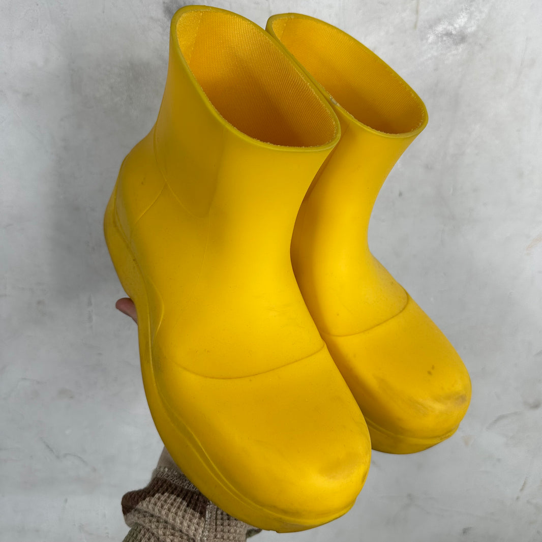 Bottega Yellow Puddle Boots
