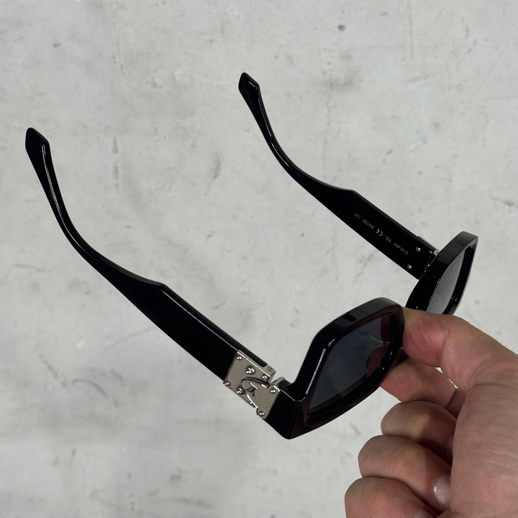 Louis Vuitton Black Clash Sunglasses