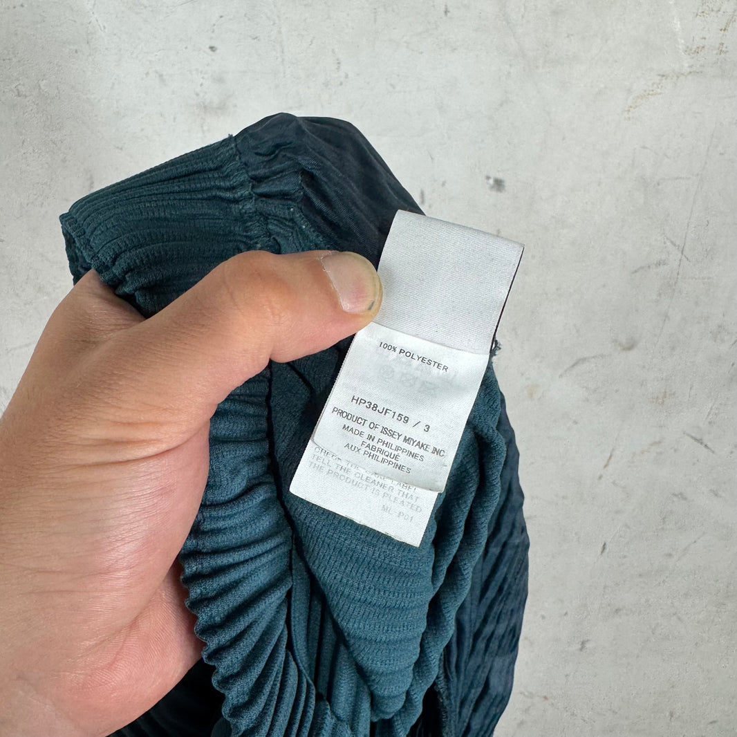 Issey Miyake Teal Skirted Pleates Shorts