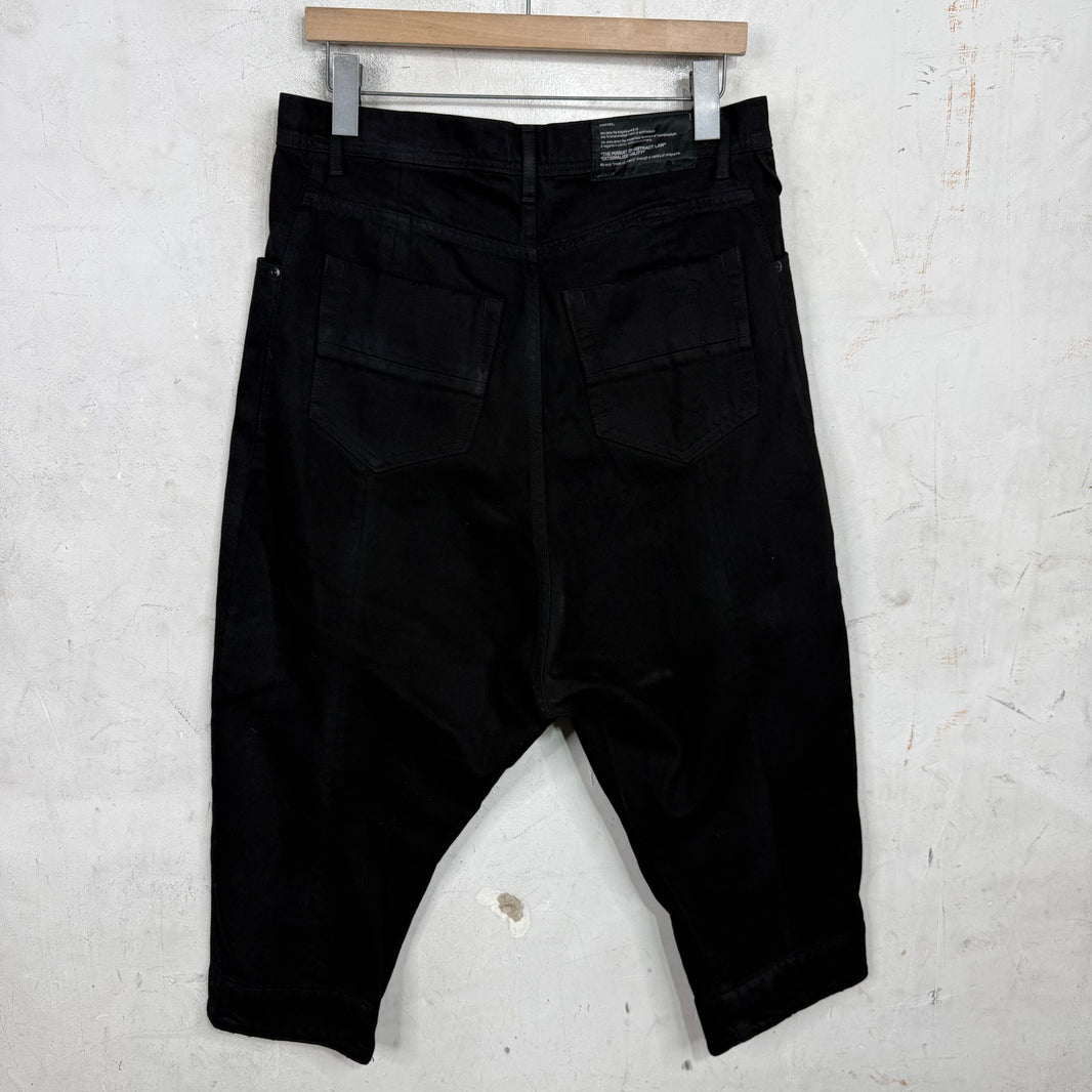 Julius SS13 Black Denim Capris