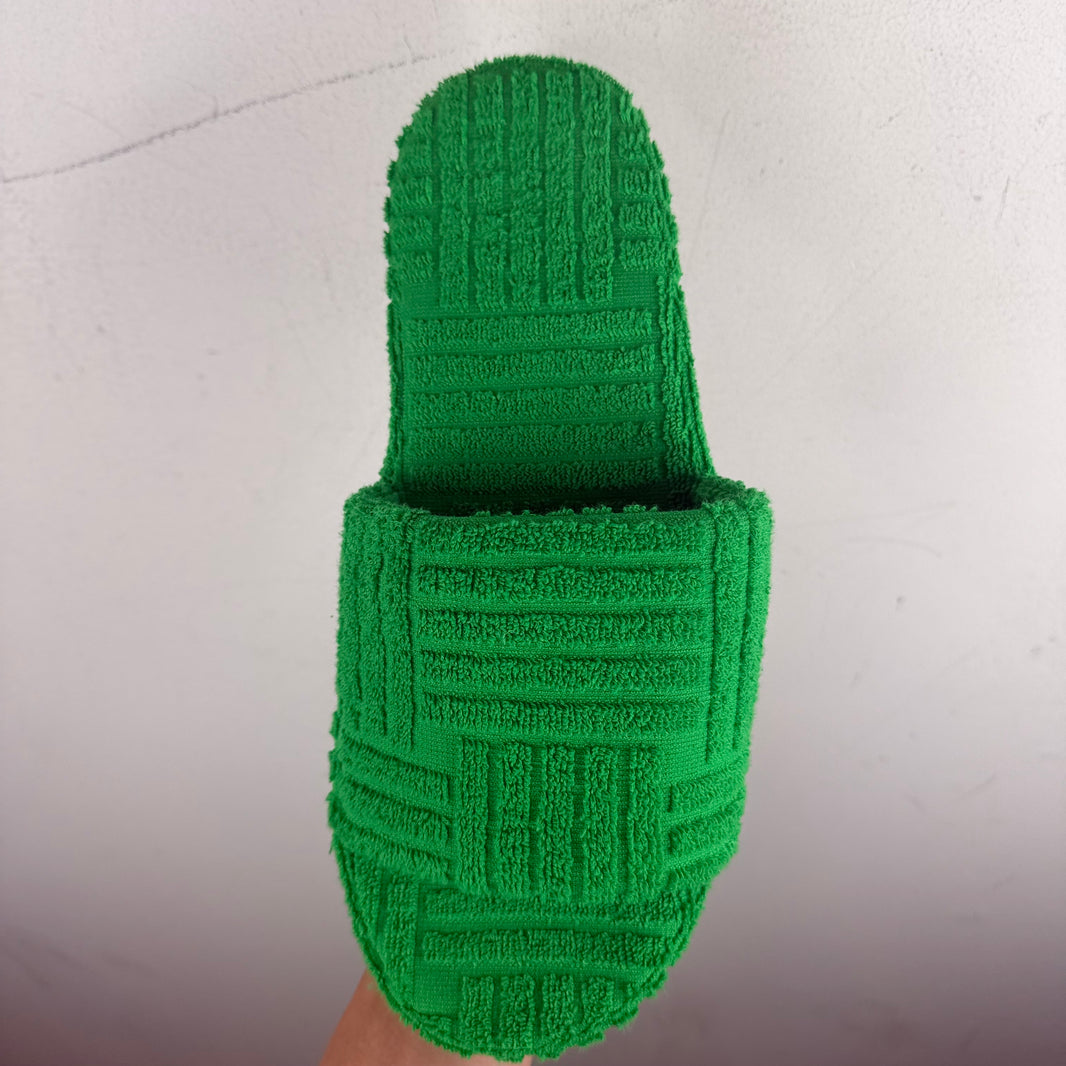 Bottega Veneta Resort Sponge Slides