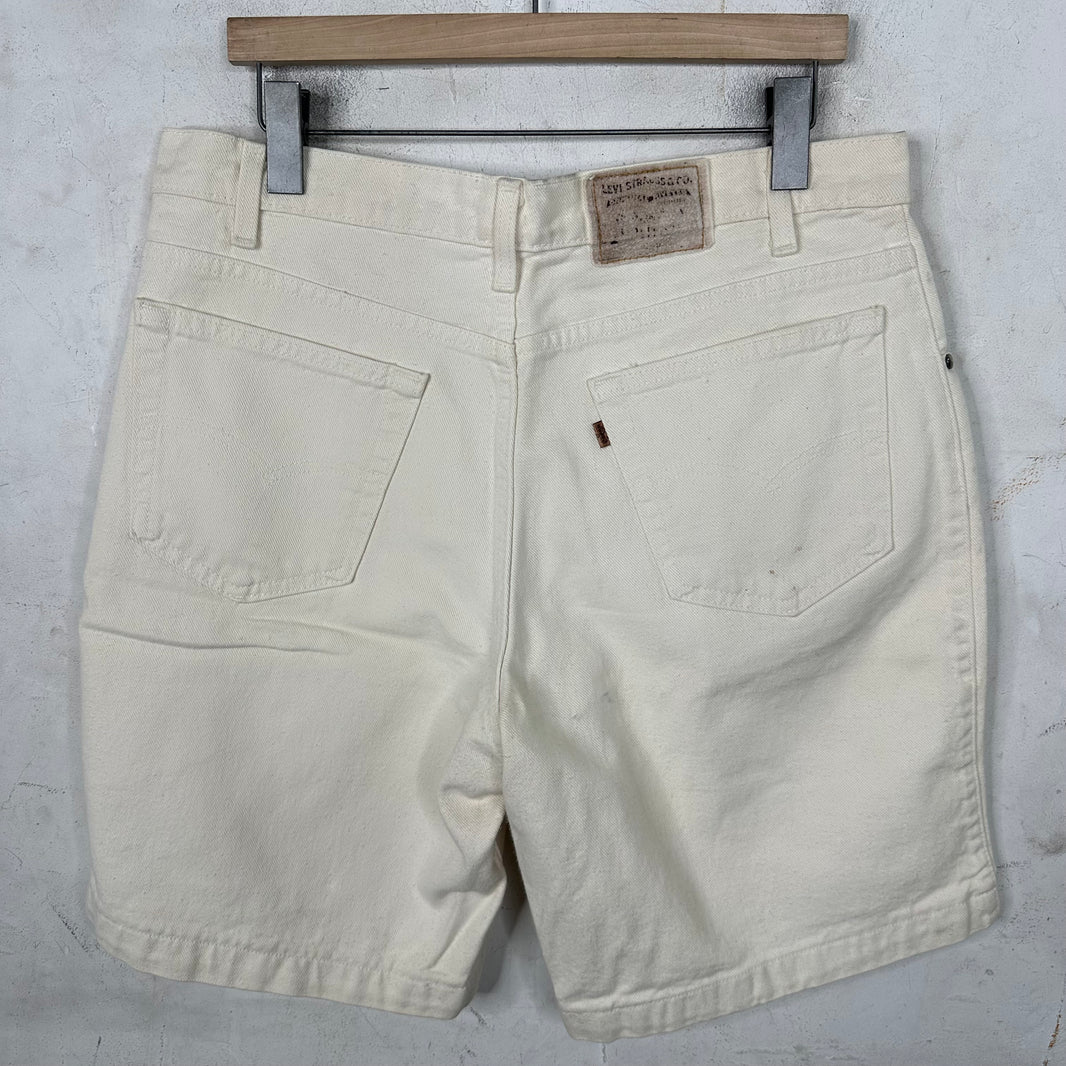 Vintage Levi’s Signature White Denim Shorts
