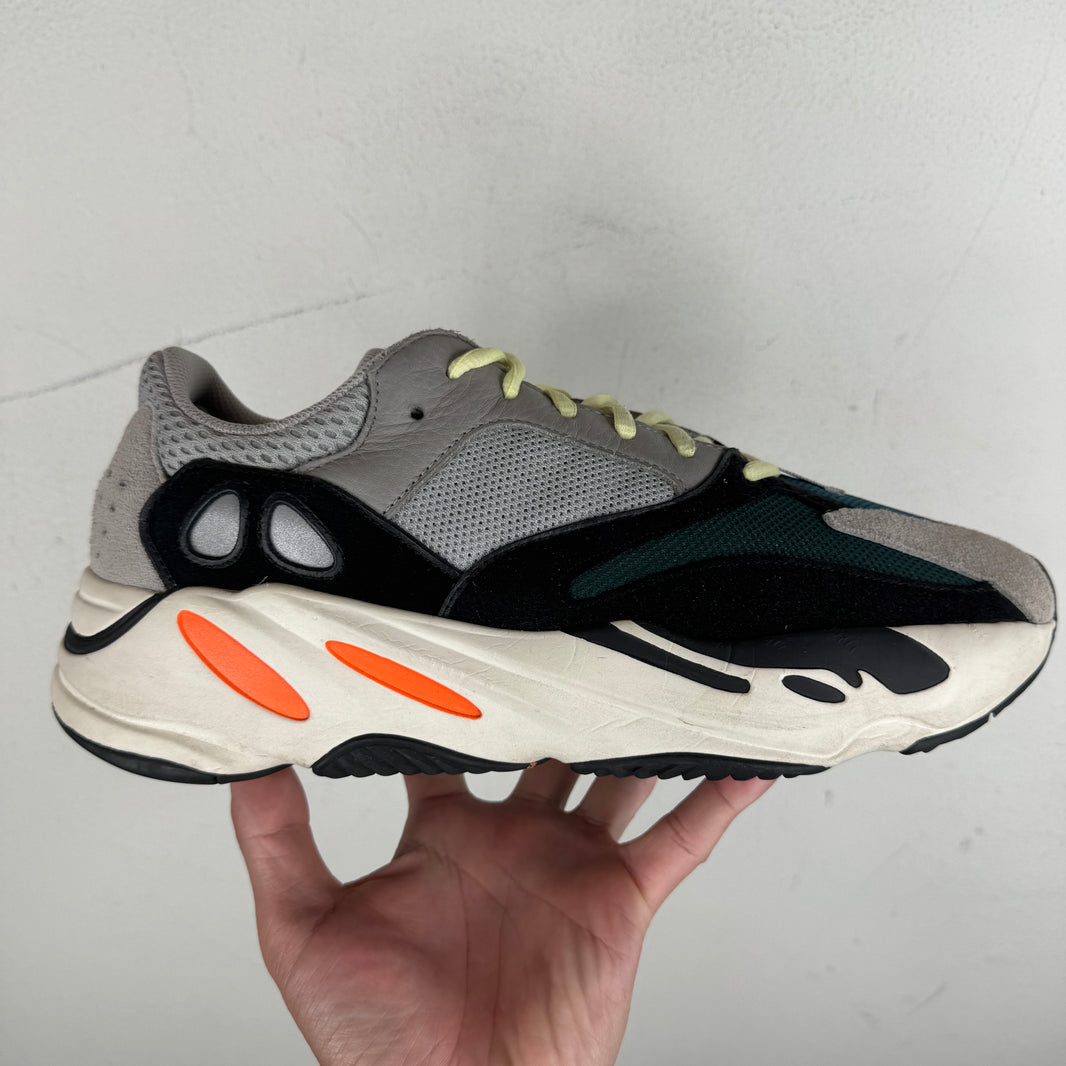 Yeezy 700 Wave Runner Sneakers