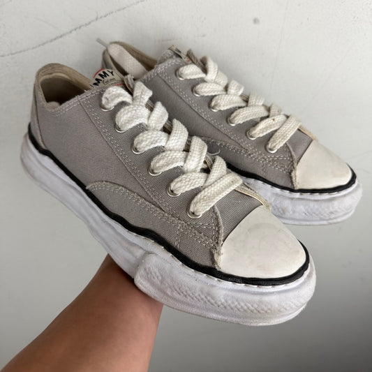 MMY Gray Peterson Sneakers