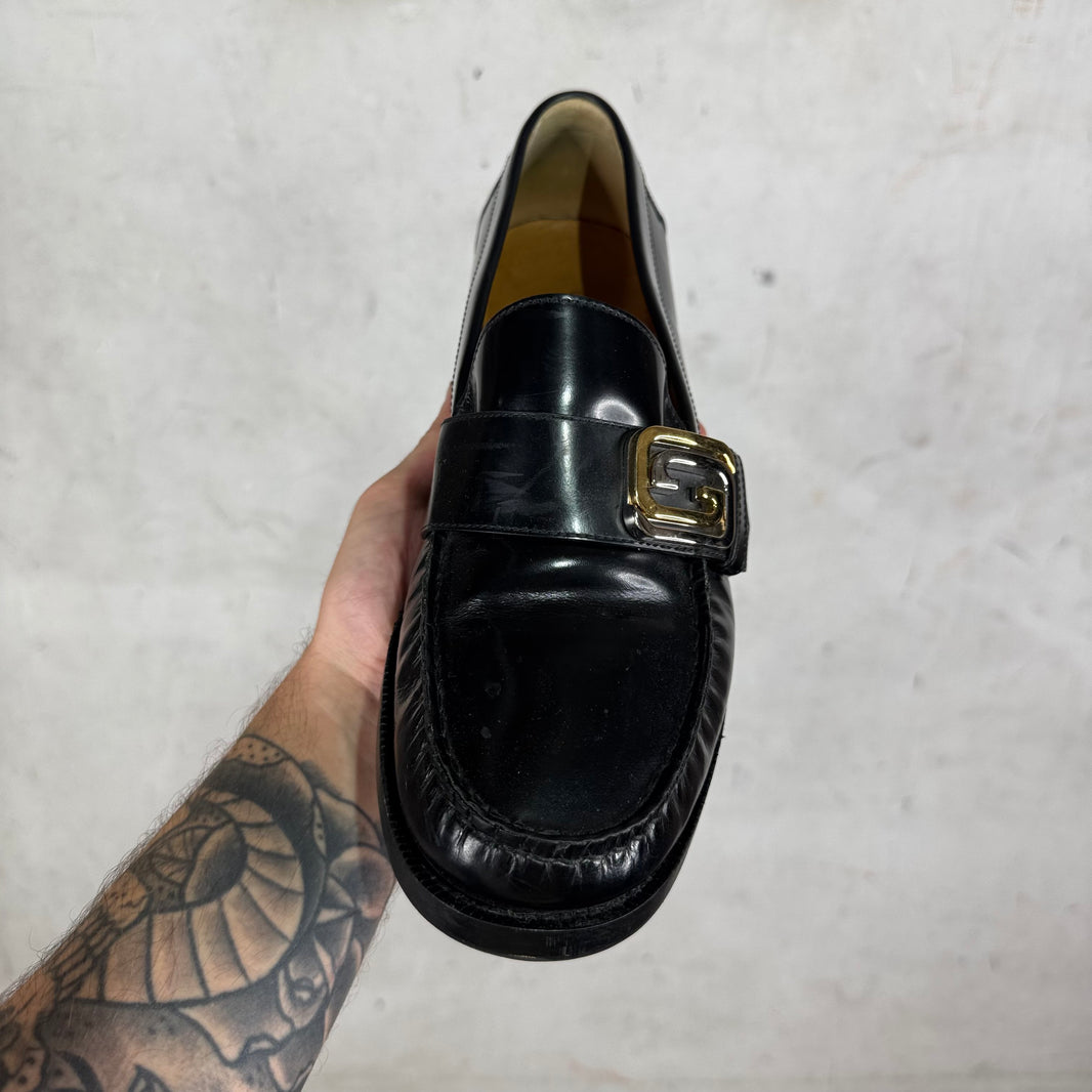 Gucci Two Toned Buckle Loafers