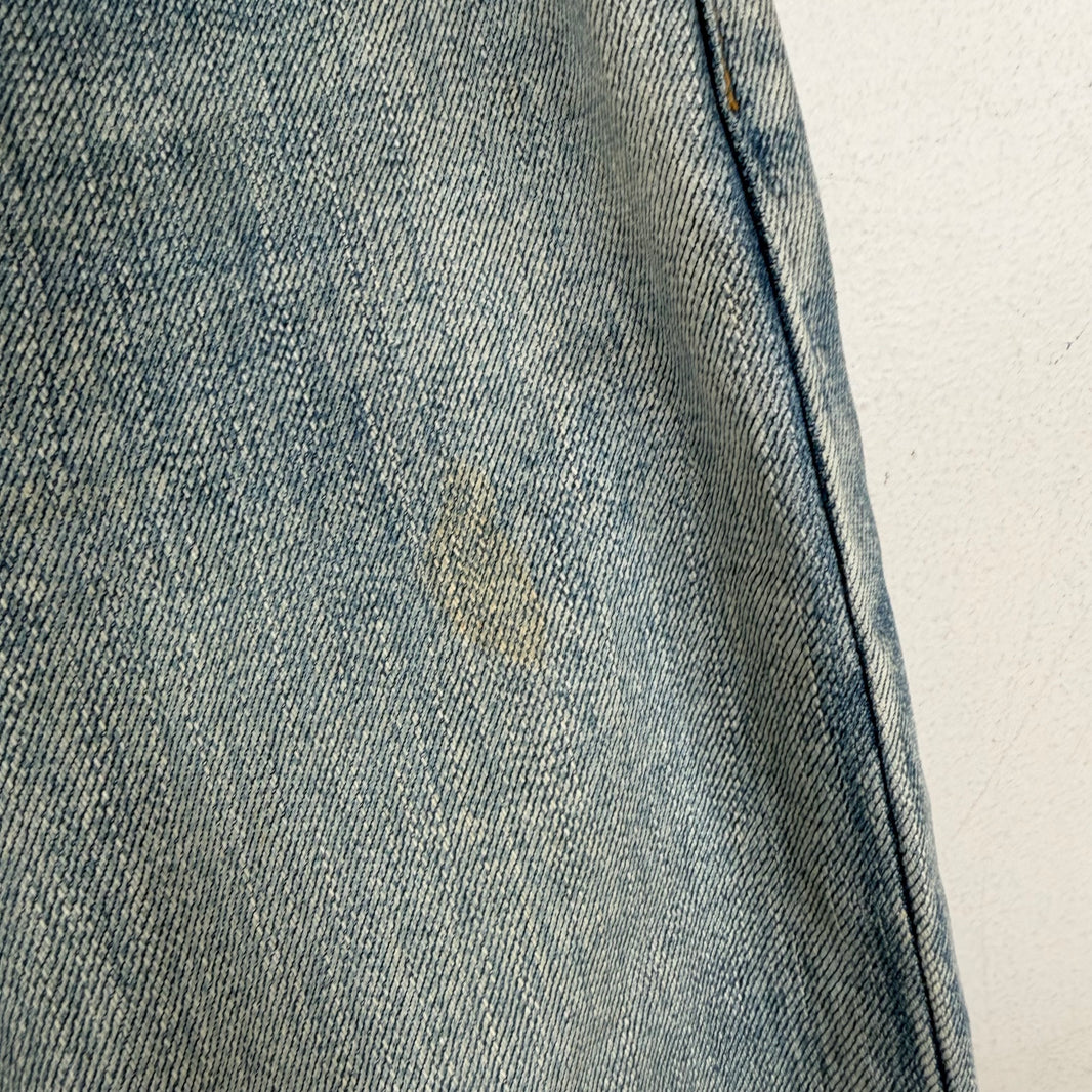 Saint Laurent Light Wash D02 Distressed Jeans