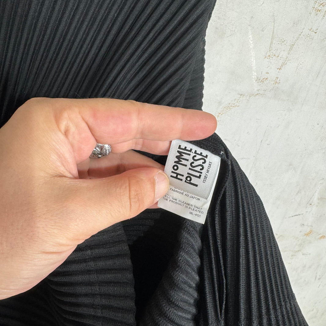 Issey Miyake Black Pleates L/S Collarless Shirt