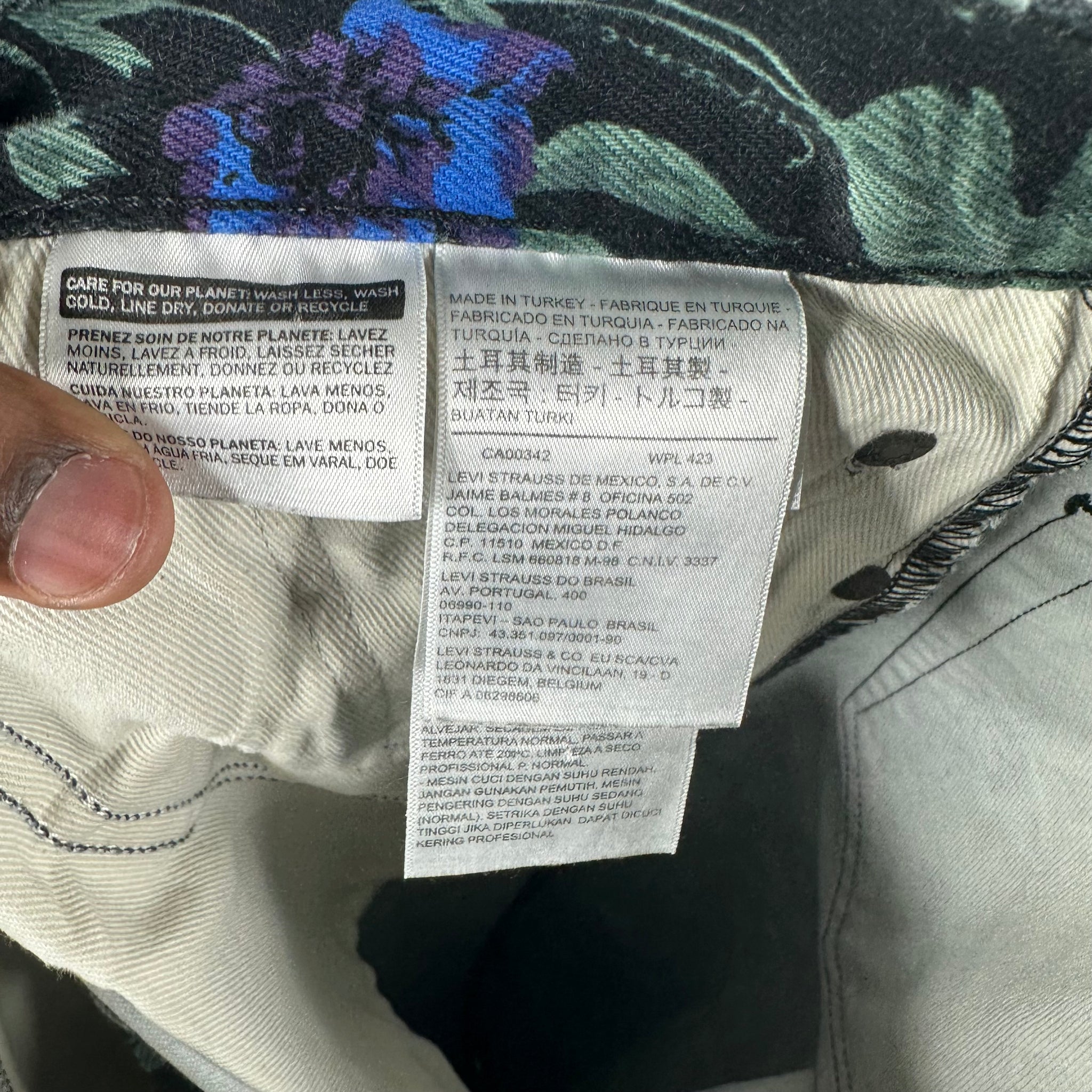 Supreme x Levi’s 505 Floral Denim