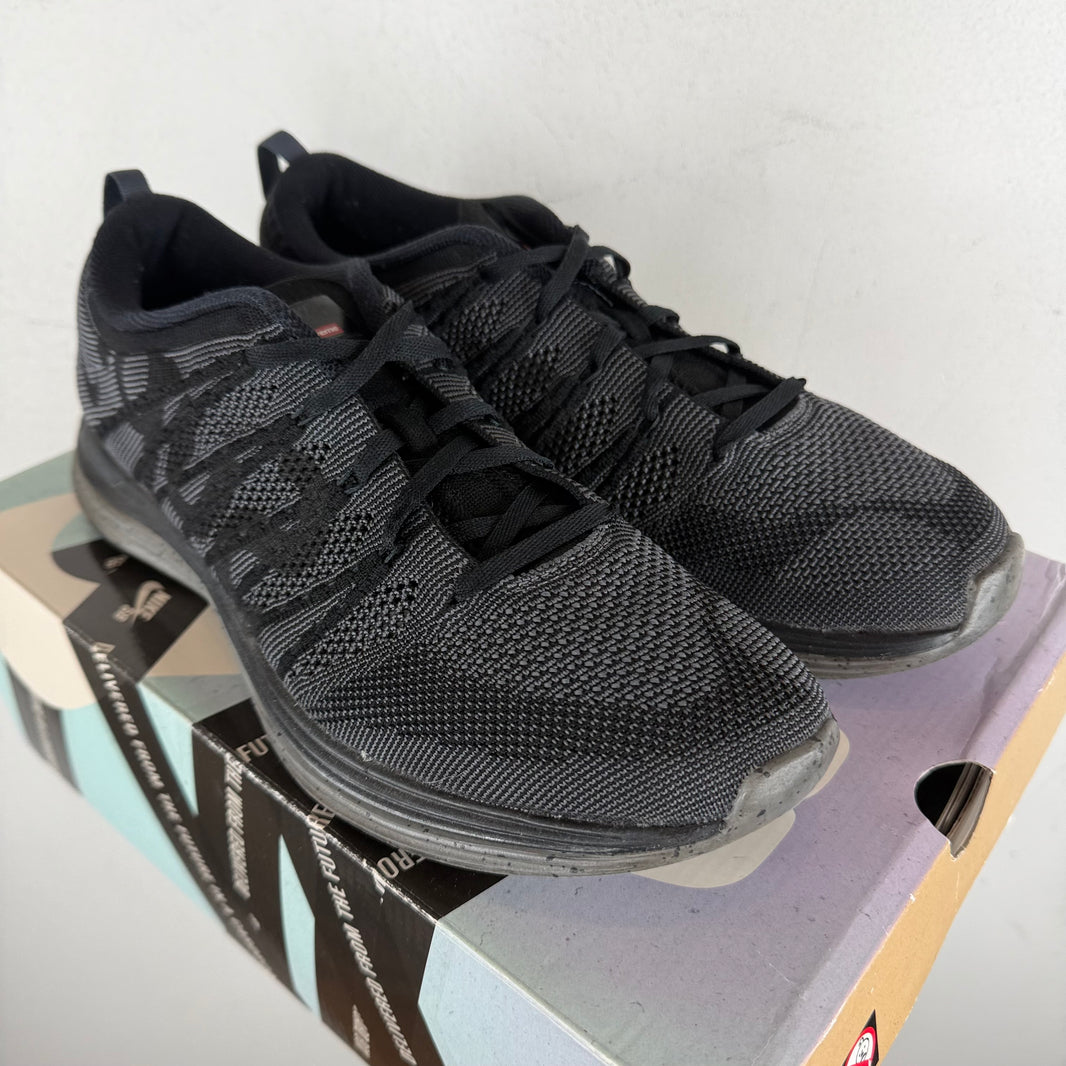 Nike Supreme Fly Knit Lunar1+ Sneakers