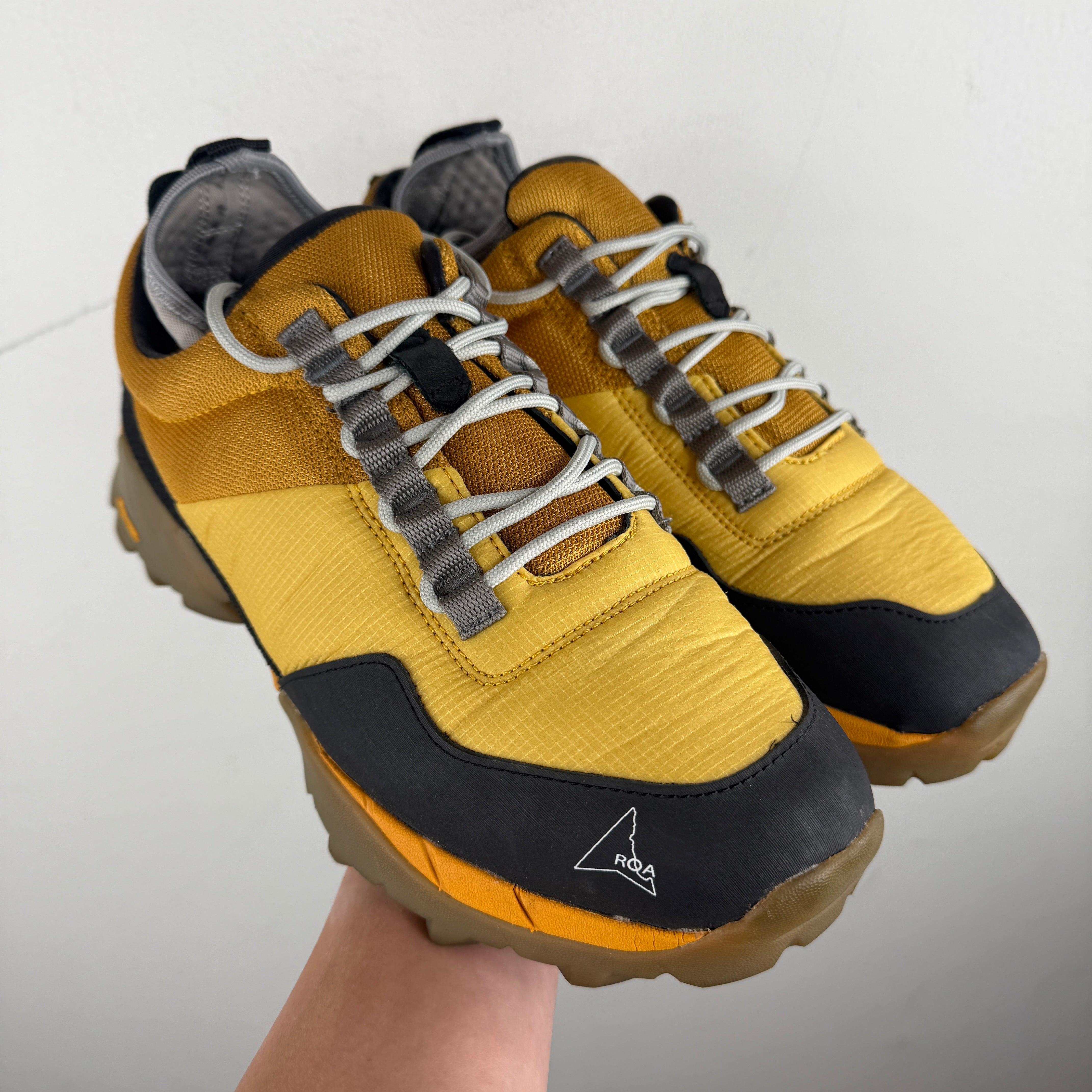 ROA Yellow Double Neal Hiking Sneakers – www.Lukes.store