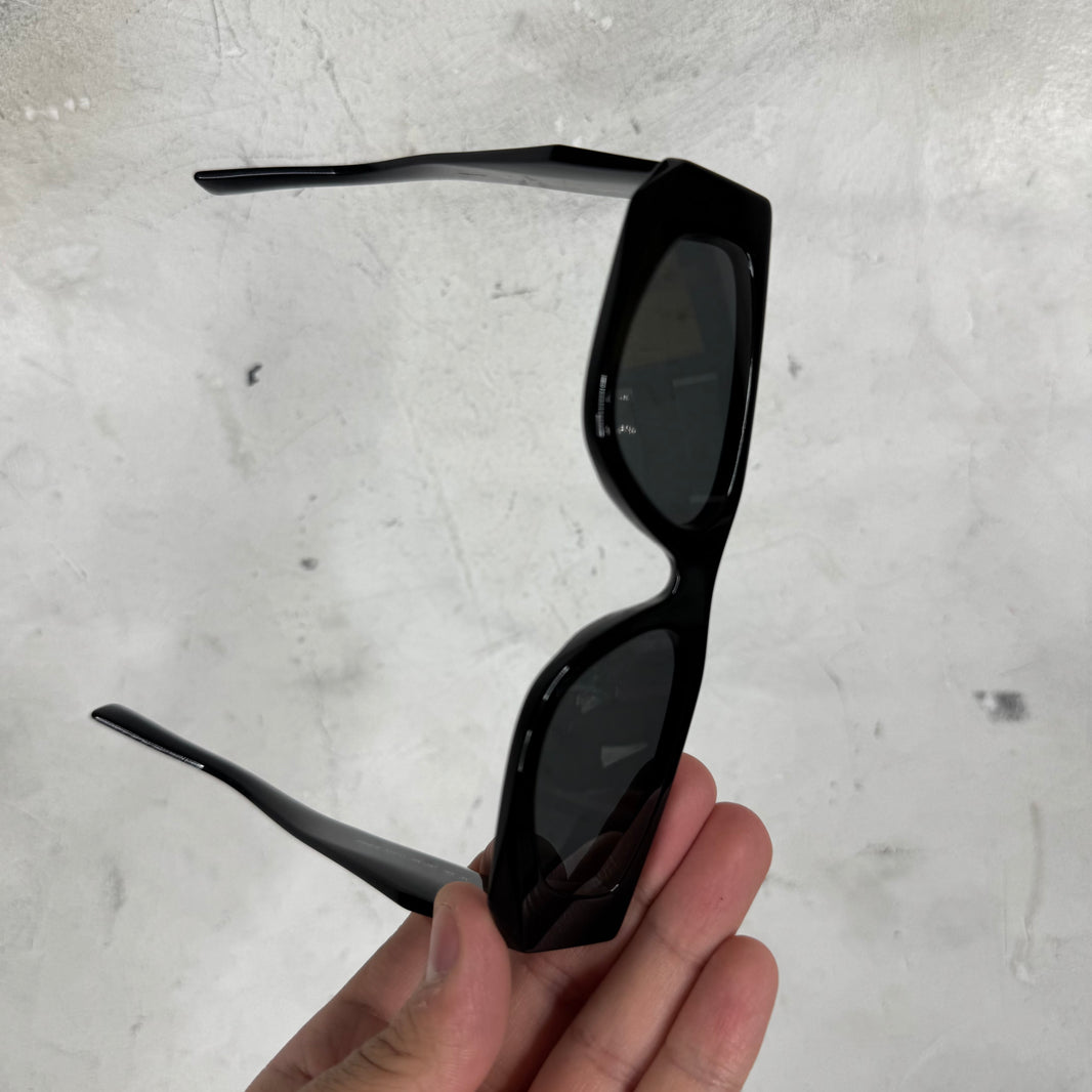 Prada SPRB19 Sunglasses