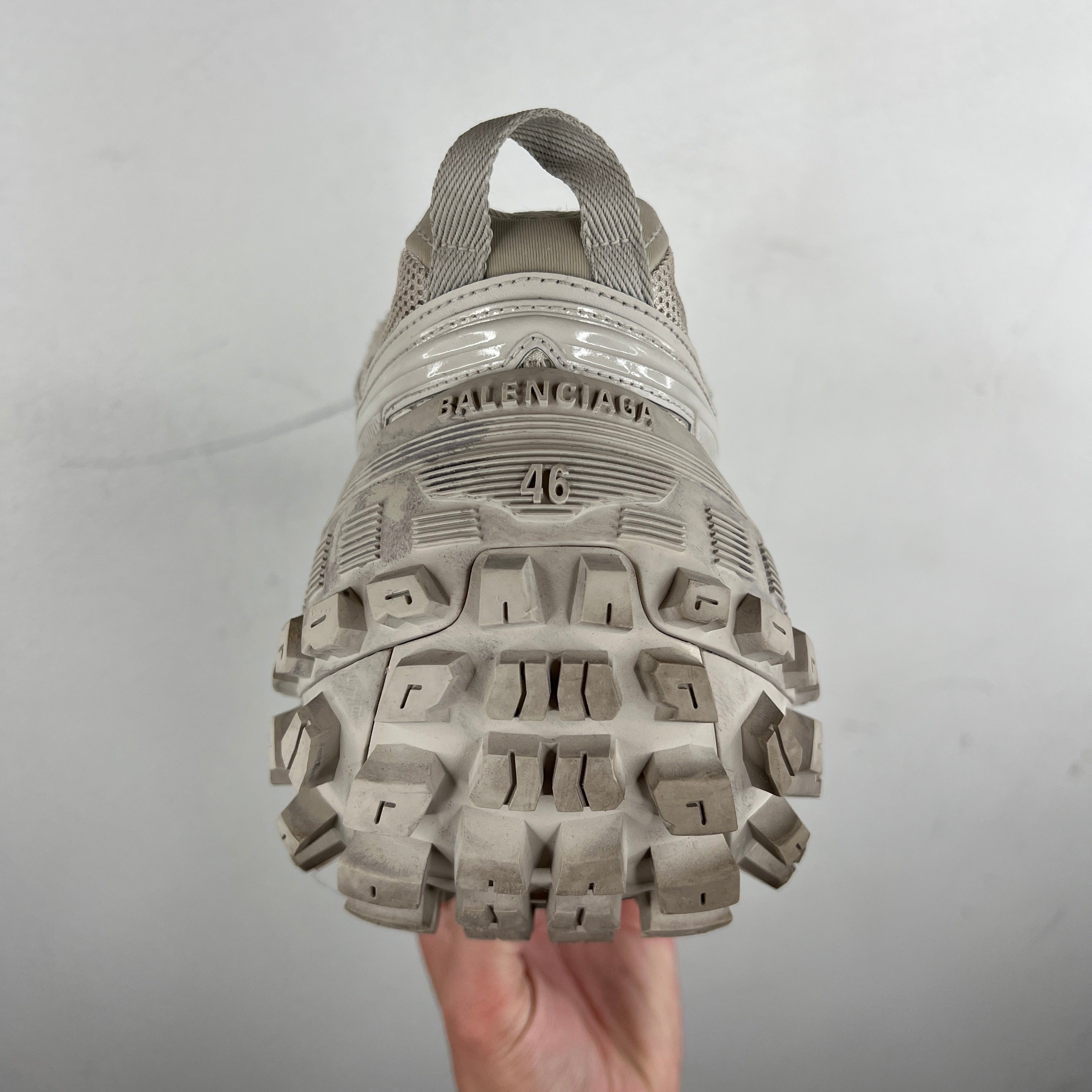 BALENCIAGA トルーパー Balenciaga Tan Defender Sneakers – www.Lukes.store