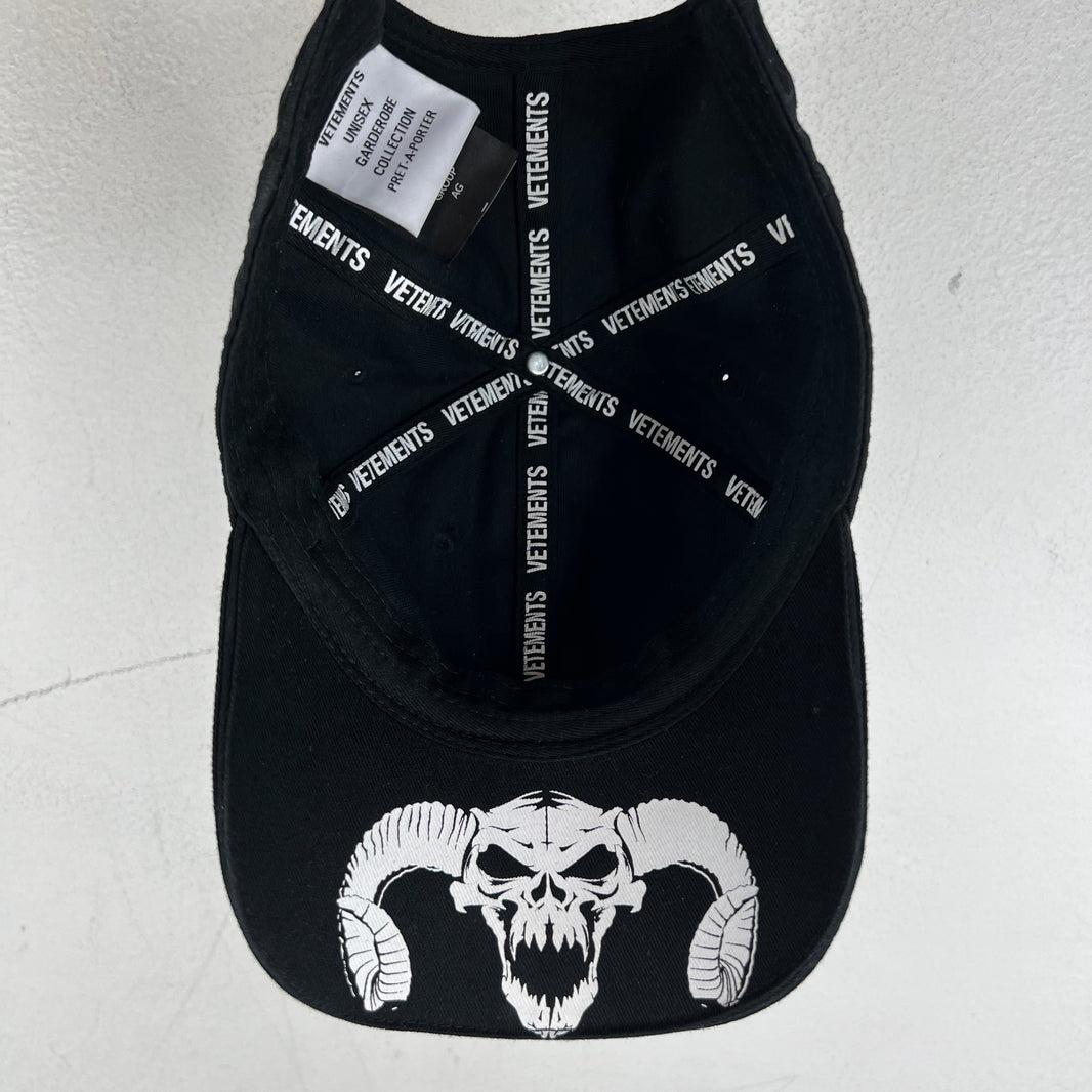 Vetements Tattoo Logo Hat