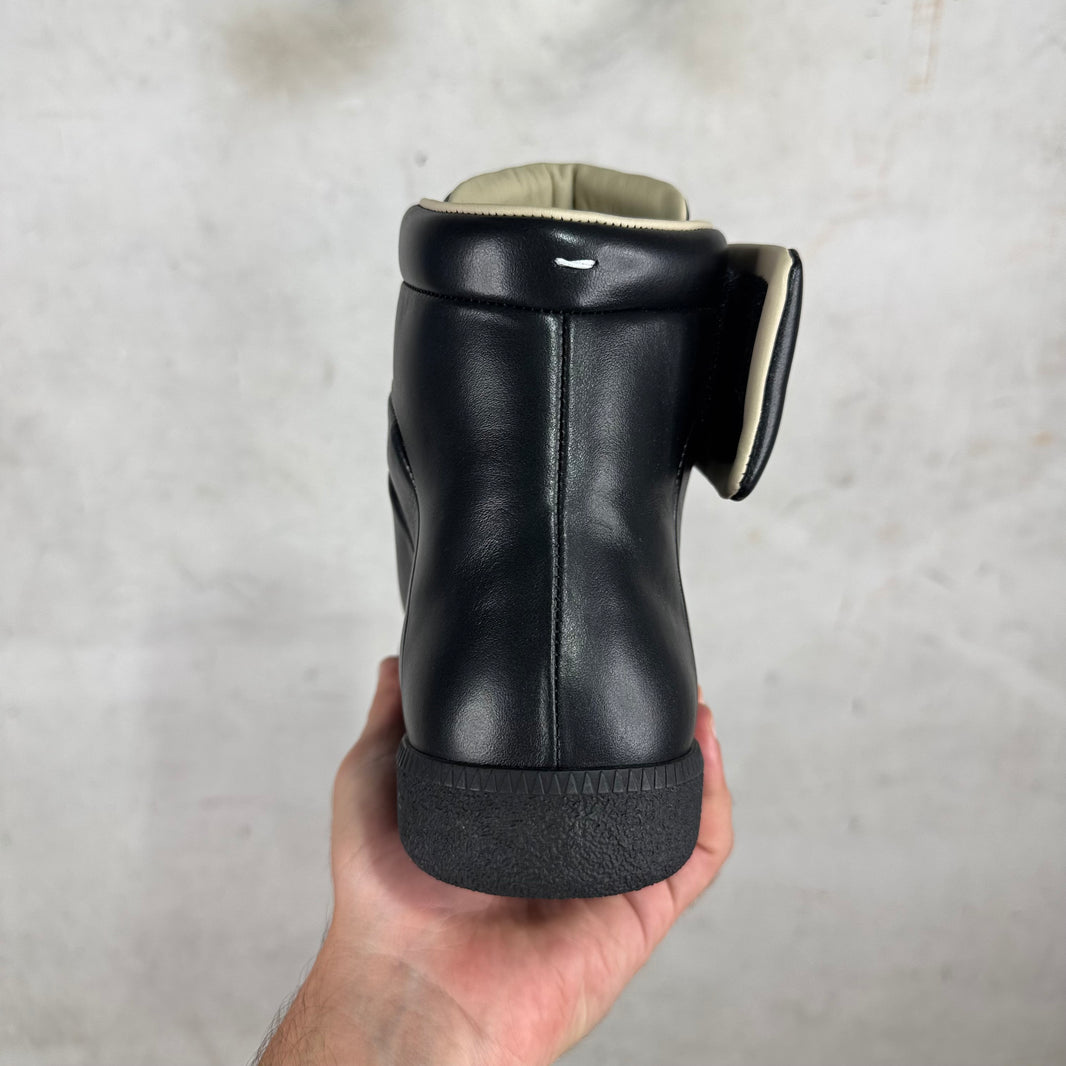 Margiela Re-edition Black Futures