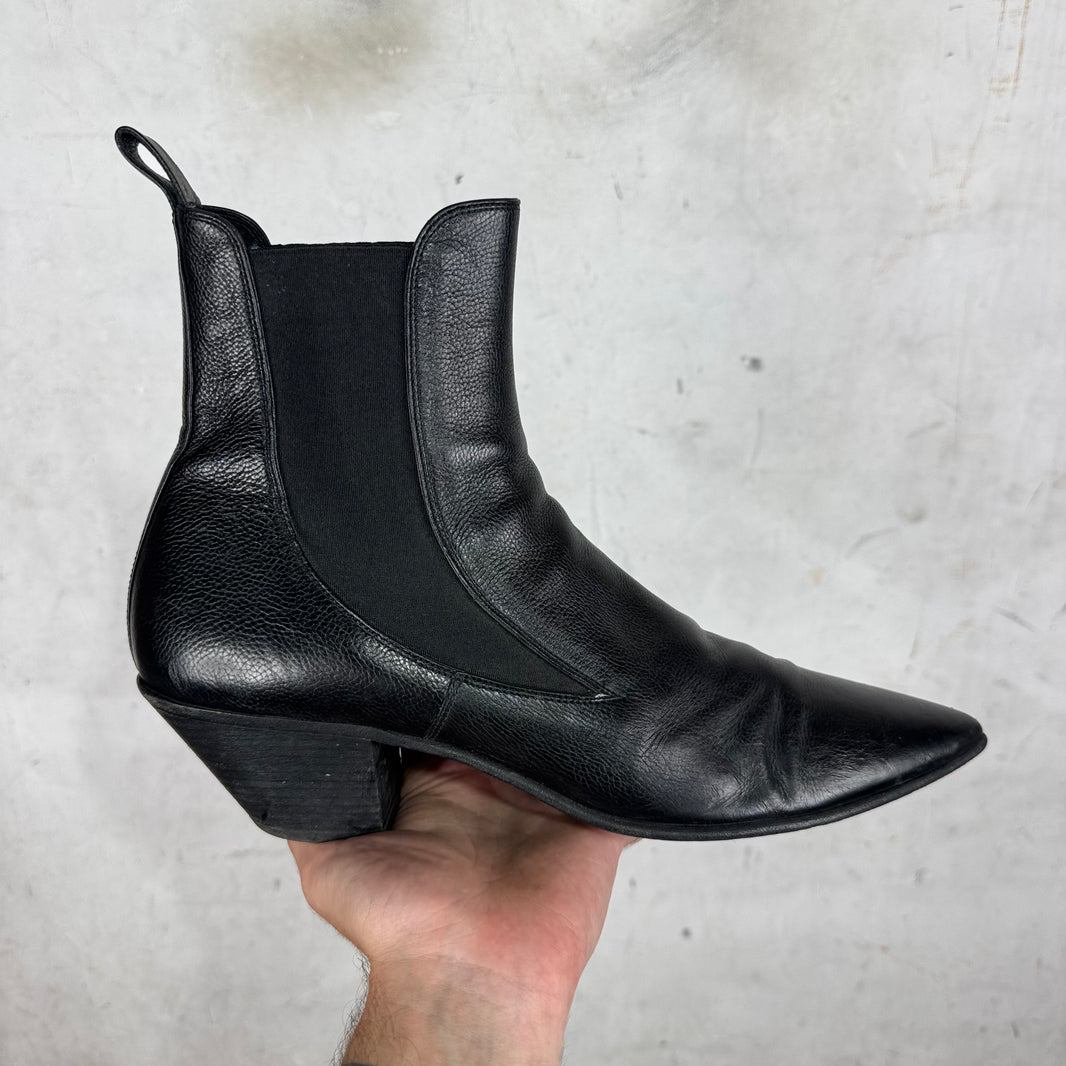 Saint Laurent Pointed Chelsea Boots