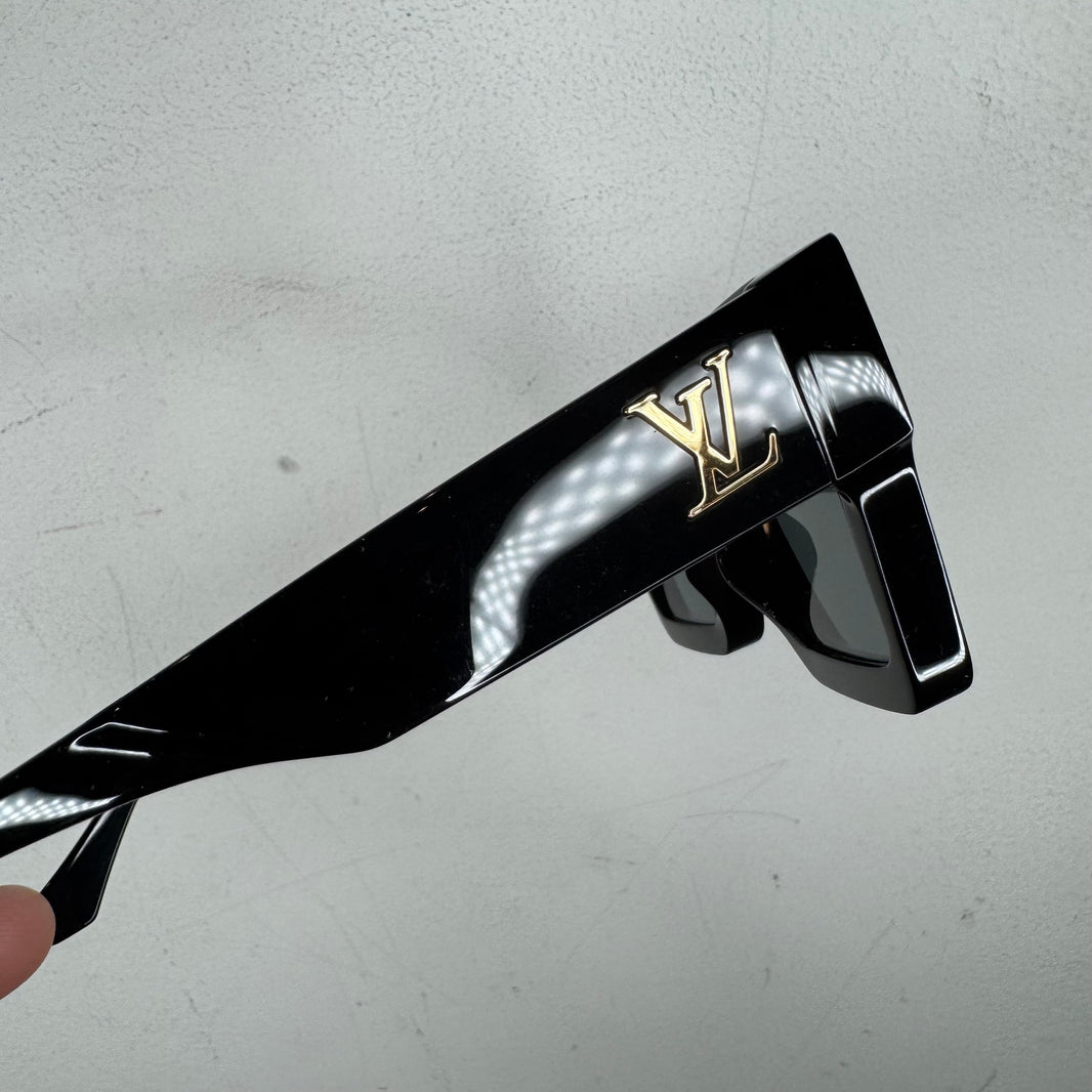 Louis Vuitton Black Cyclone Sunglasses