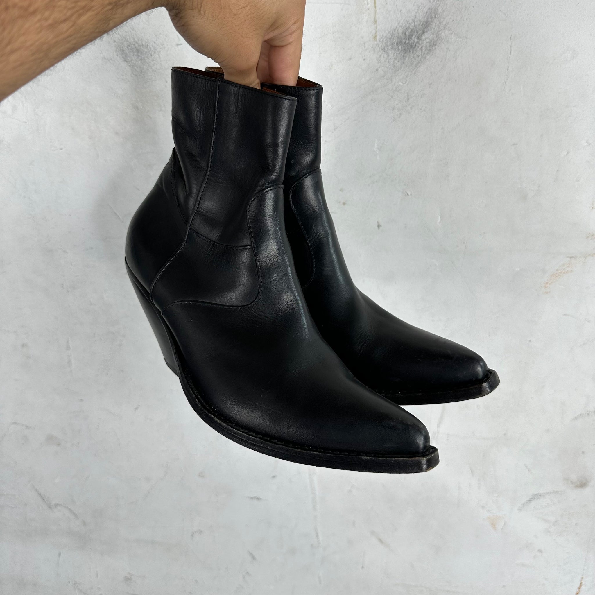 Vetements Slanted Heel Western Boots www.Lukes.store