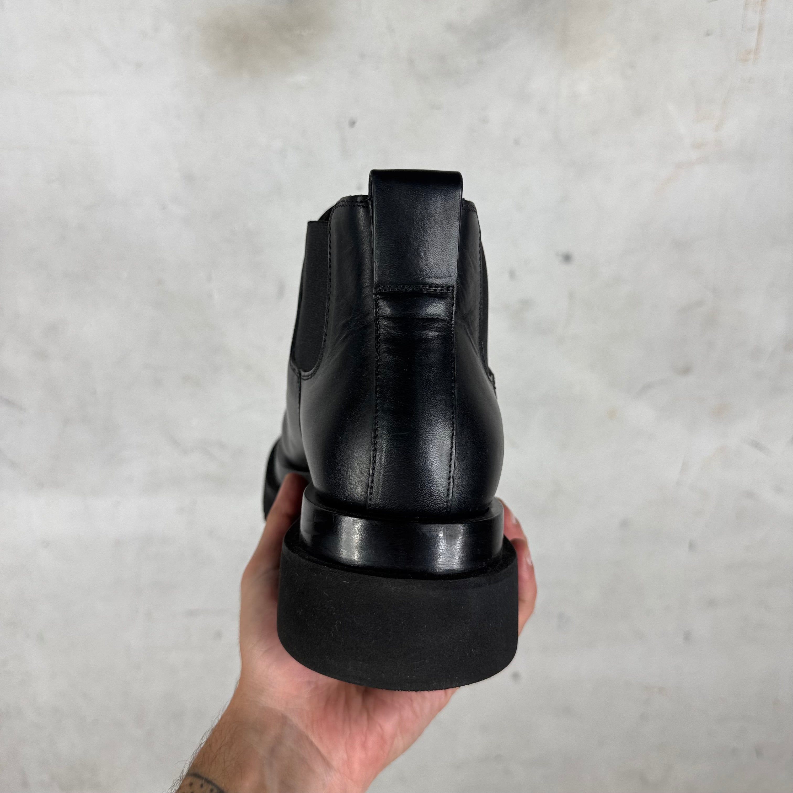 Bottega Veneta Black Mid Lug Boots – www.Lukes.store