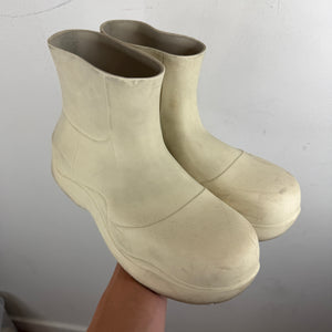 Bottega Veneta White Puddle Boots