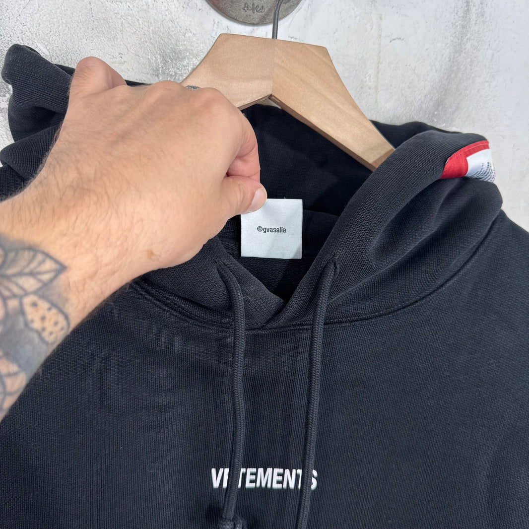 Vetements Logo Hood Label Hoodie