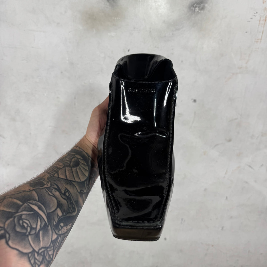 Balenciaga Patent Romeo Collapse Mules