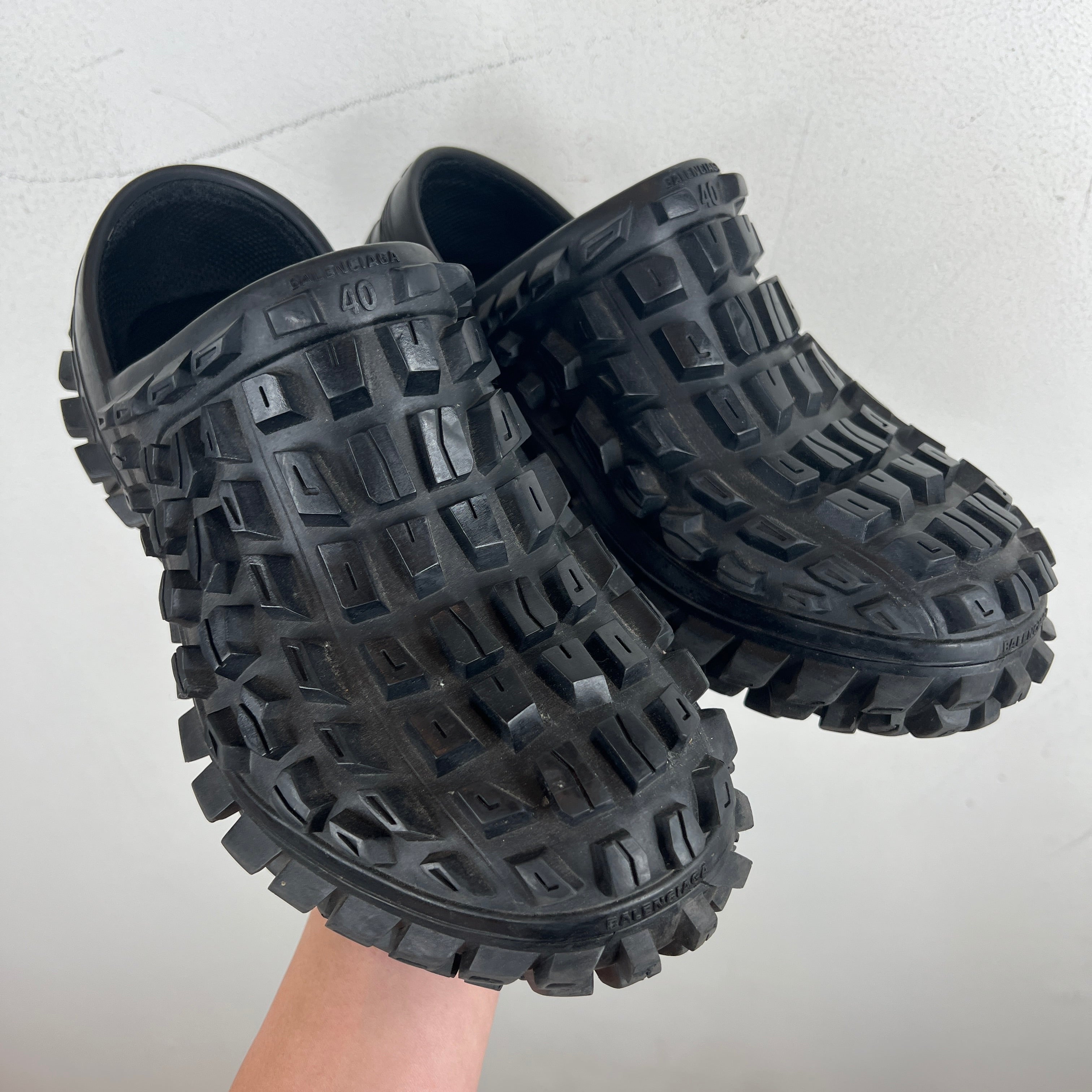 Balenciaga – www.Lukes.store Balenciaga – www.Lukes.store