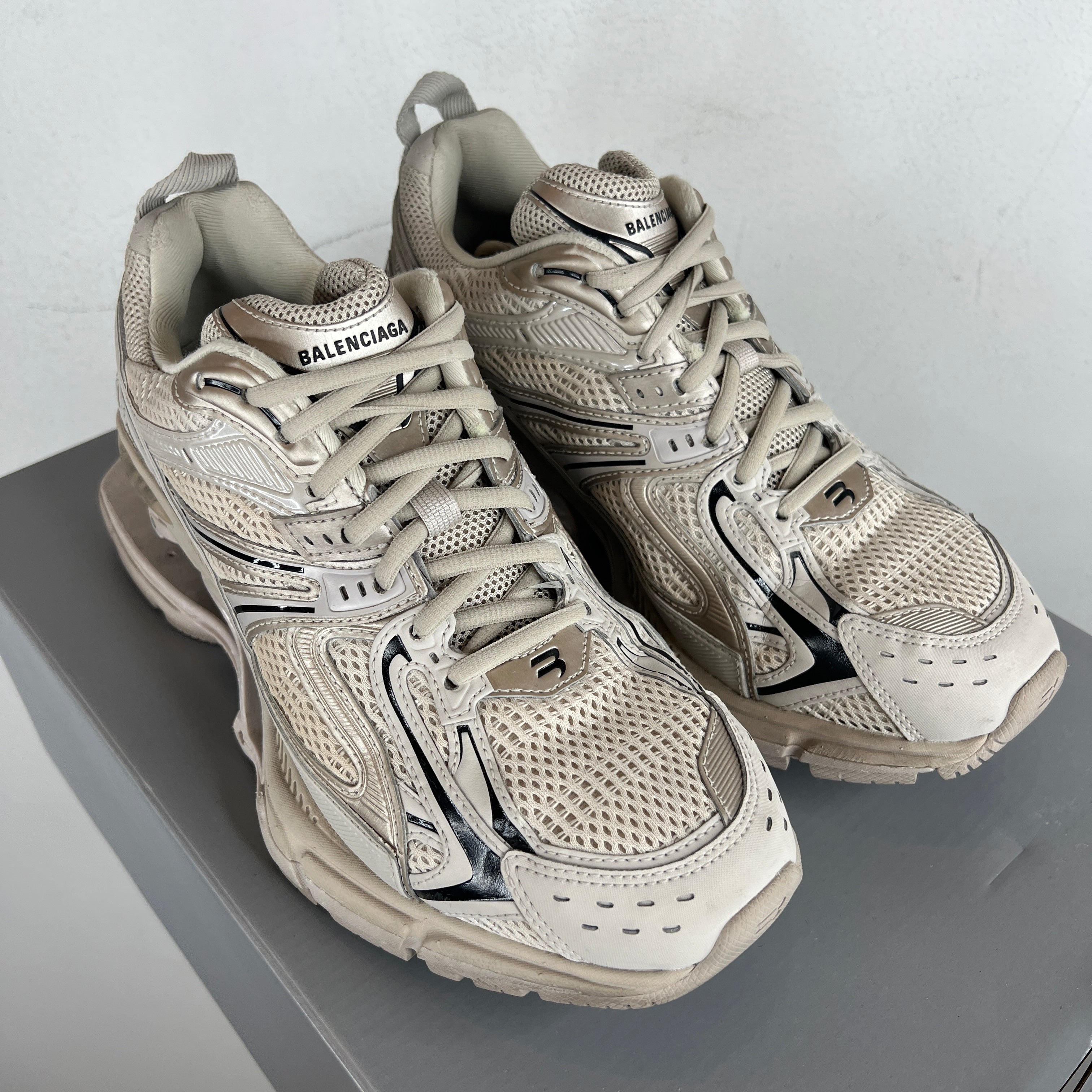 シューズ BALENCIAGA Xpander 0400018150052_BEIGEBLACK?wid=