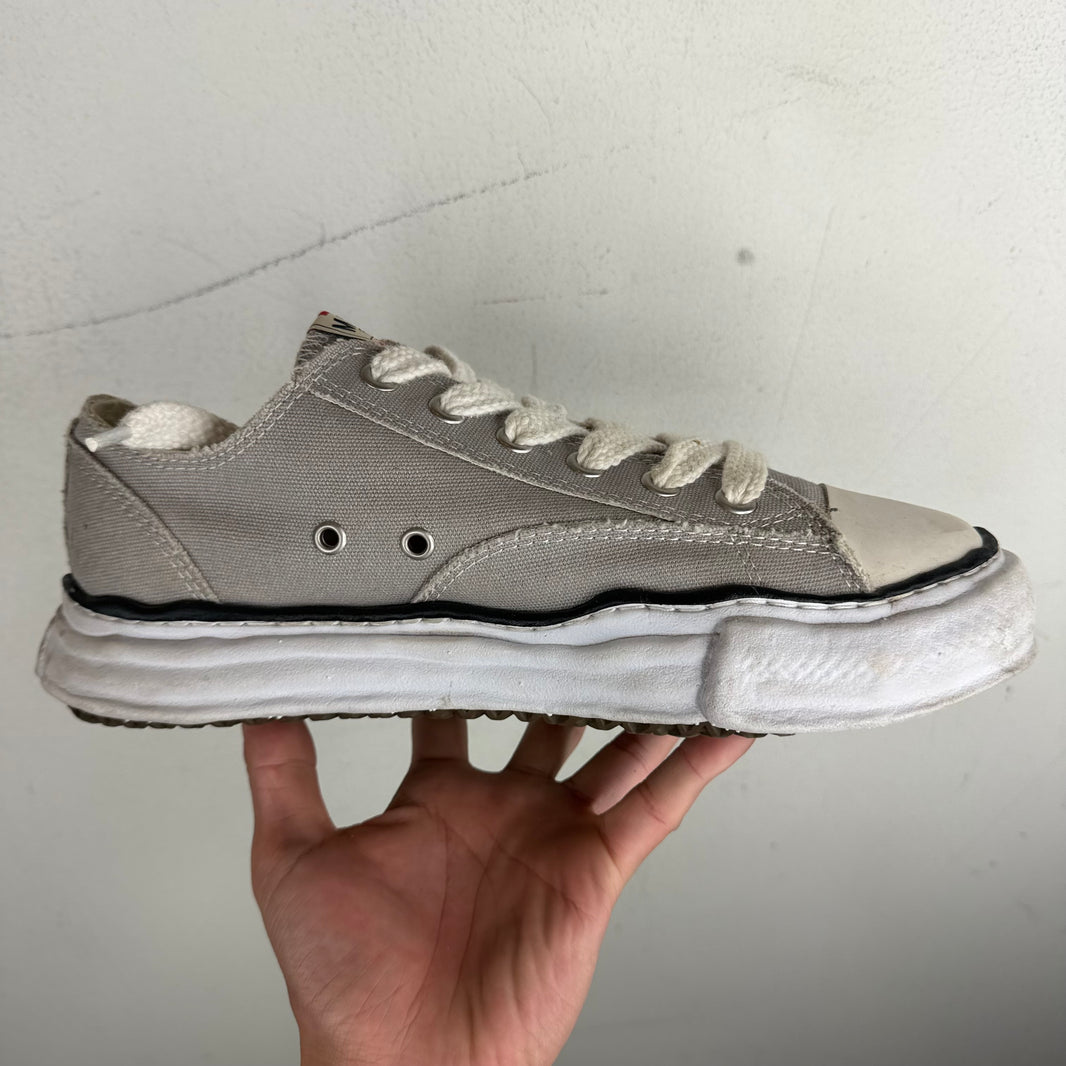MMY Gray Peterson Sneakers