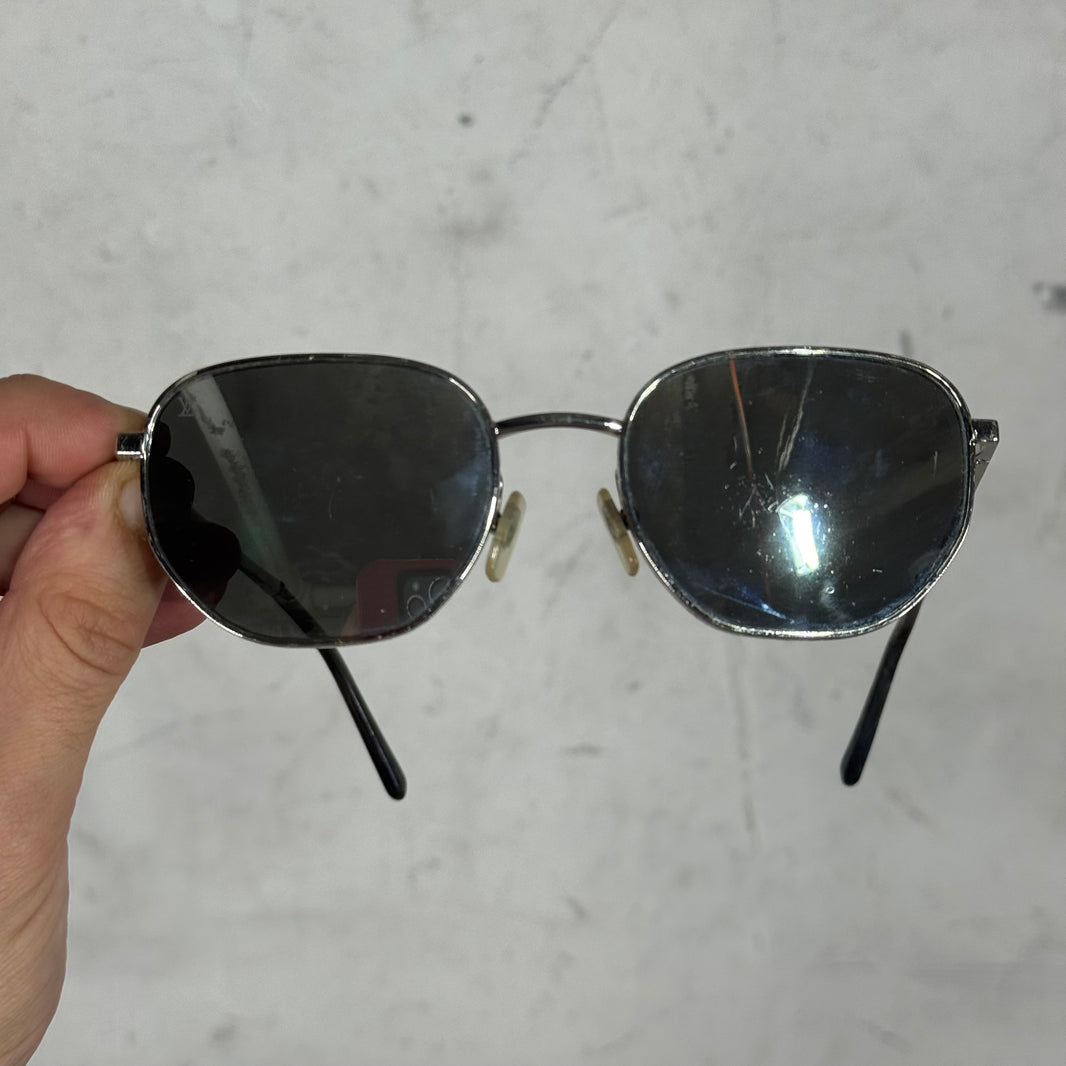 Louis Vuitton Z1353W Metal Frame Sunglasses
