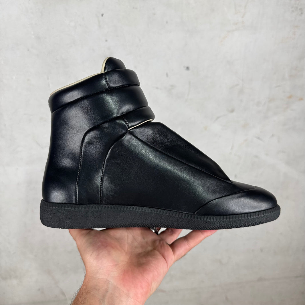 Margiela Re-edition Black Futures