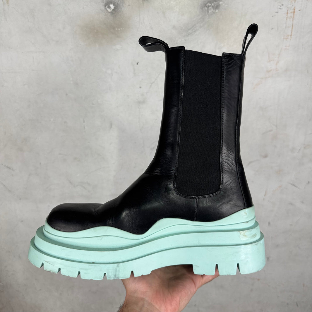 Bottega Veneta Teal Sole Lug Chelsea Boots