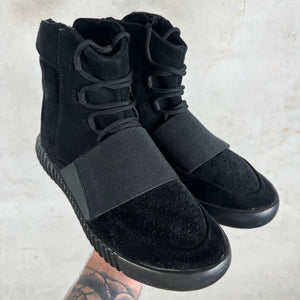 Yeezy Pirate Black 750
