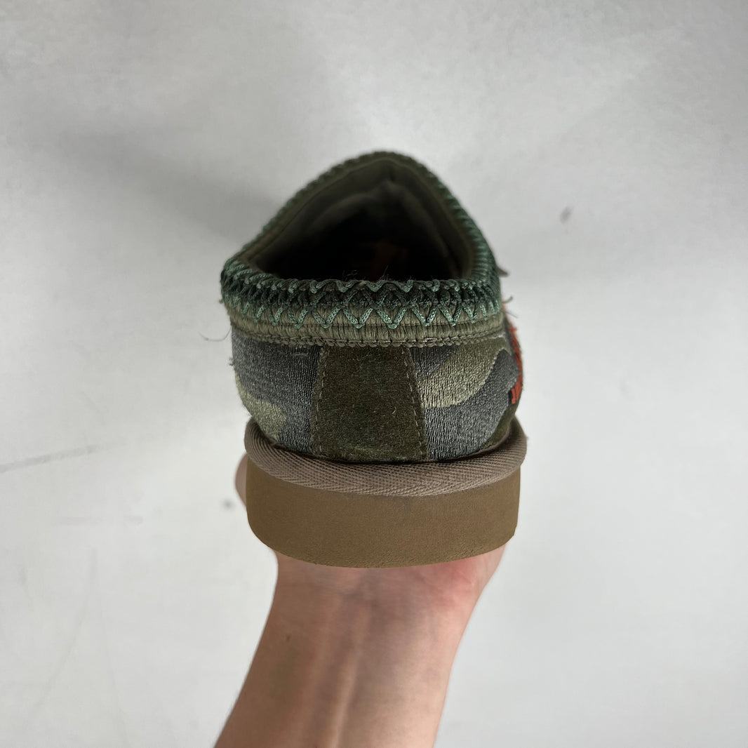Palace UGG Burnt Olive Camo Tasman Low
