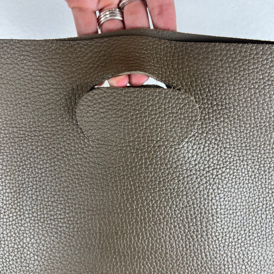 Hender Scheme Bucket Tote Bag