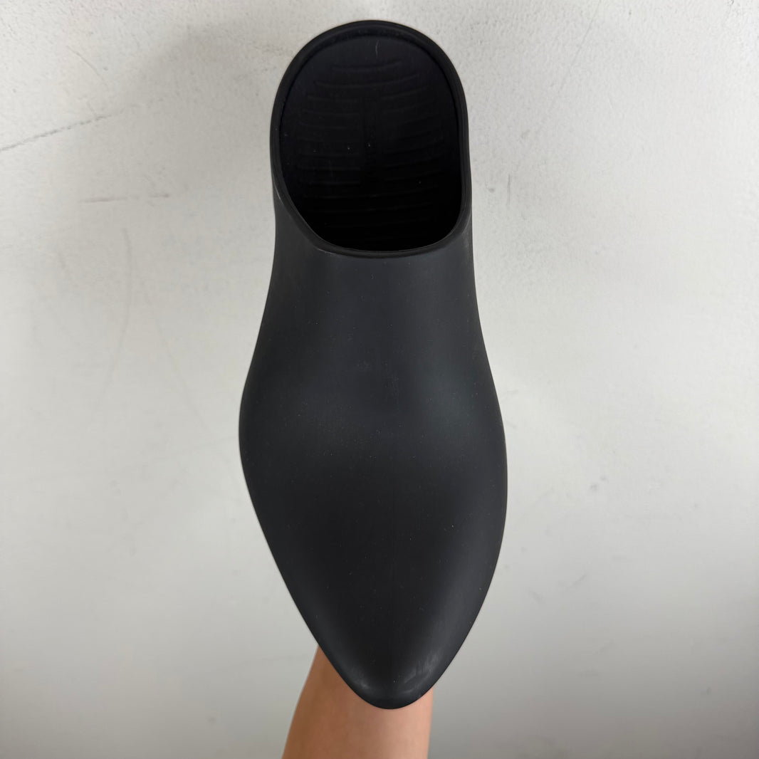 Balenciaga Black Rubber Technoclogs