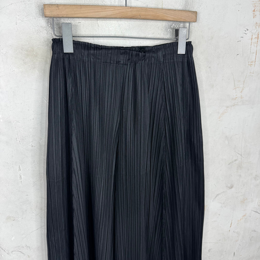 Issey Miyake Pleats Please Black Capris