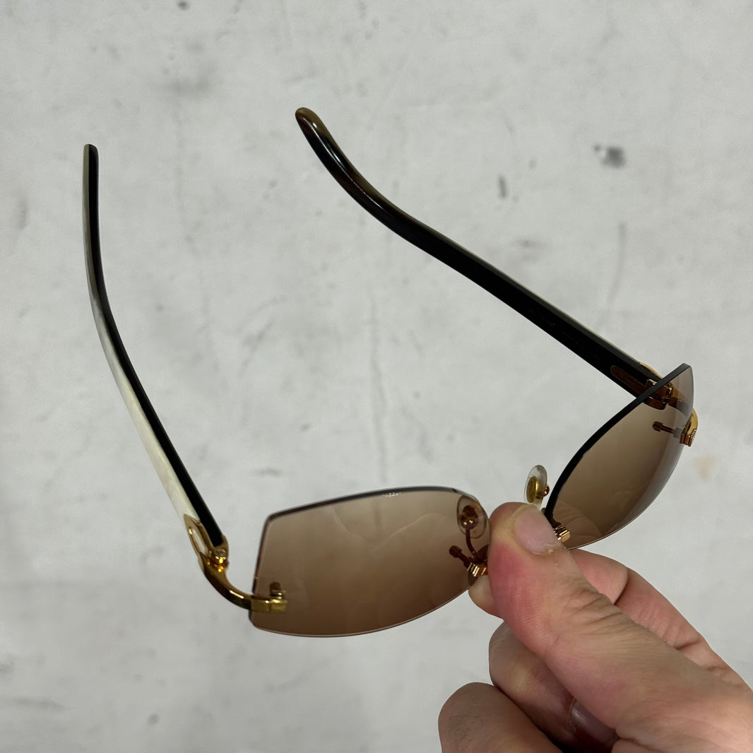 Cartier White/ Grey Horn Buffs