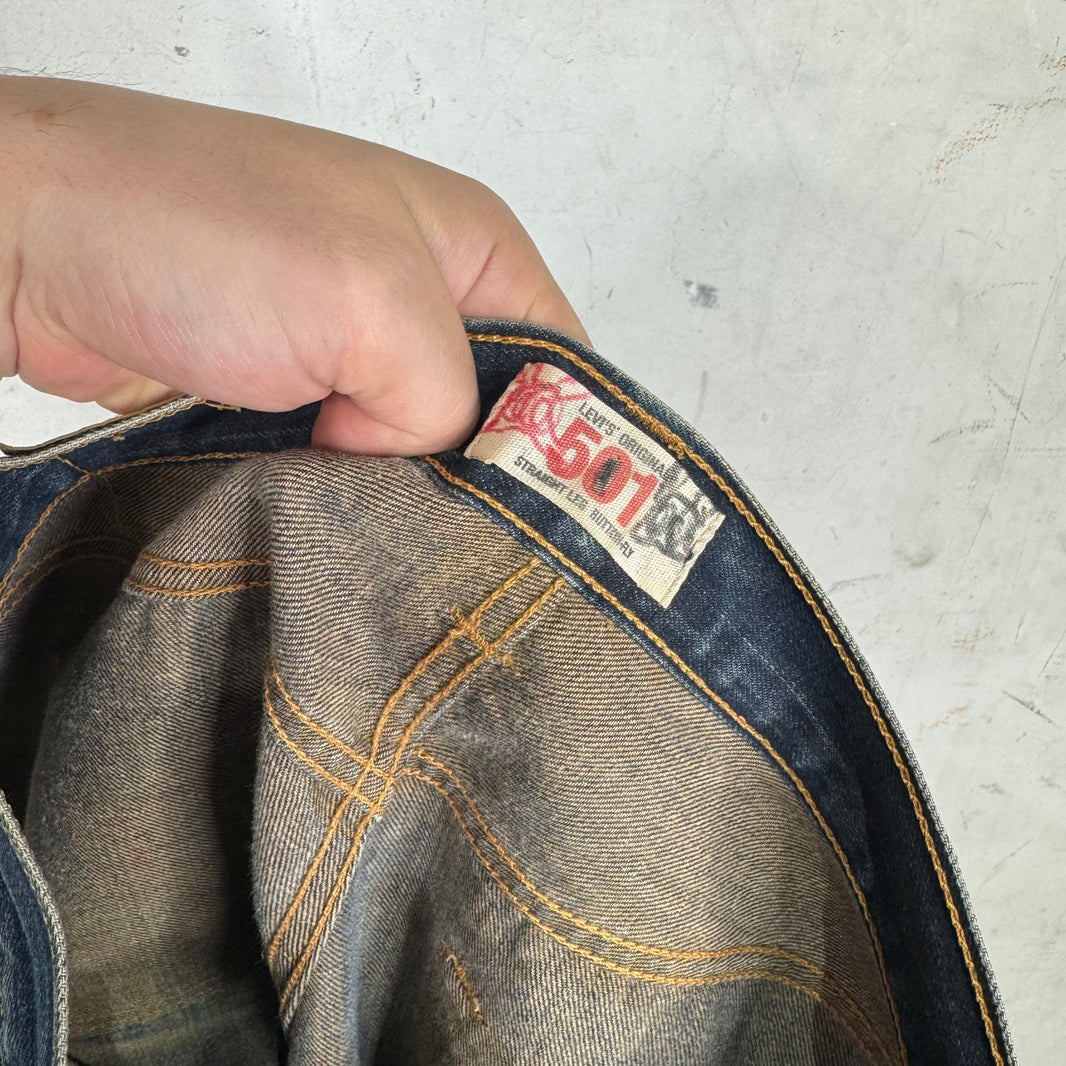 Skoloct Levis Sketched Distressed Jeans