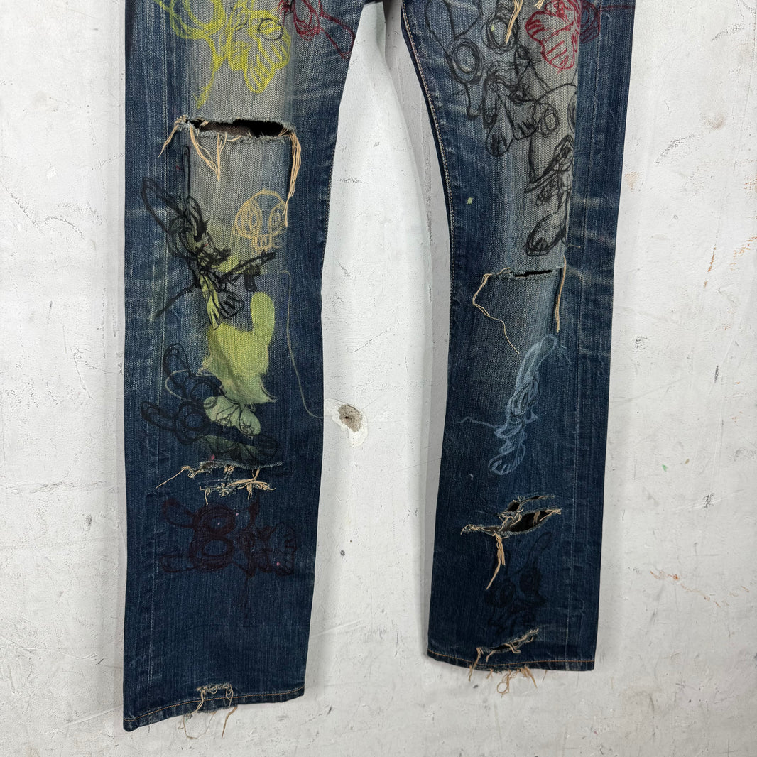 Skoloct Levis Sketched Distressed Jeans
