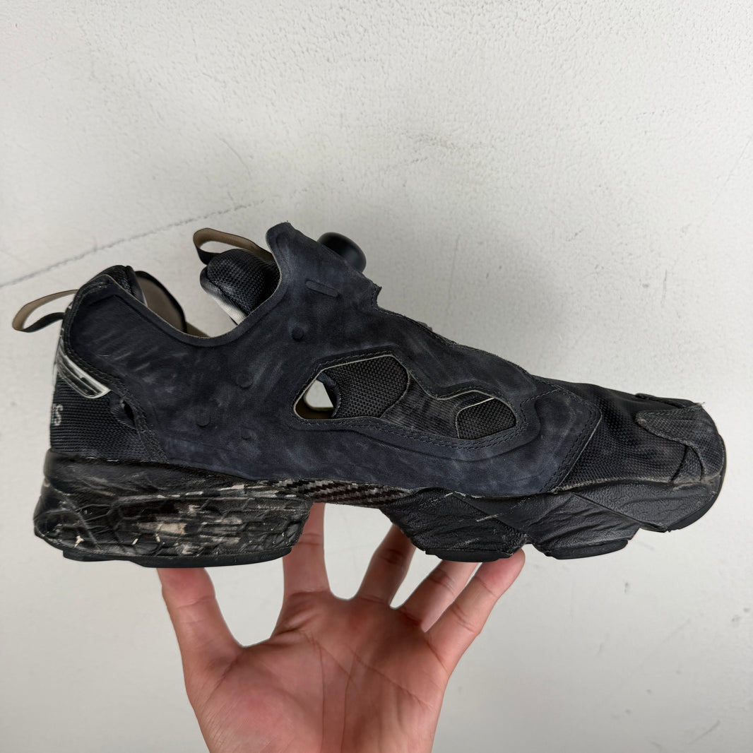 Vetements Reebok Pump Sneakers