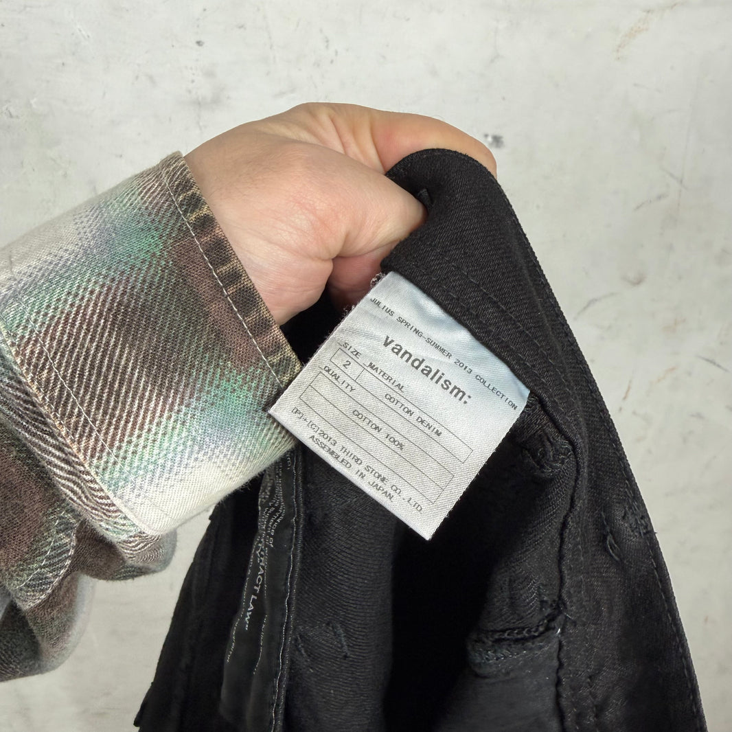 Julius SS13 Black Denim Capris