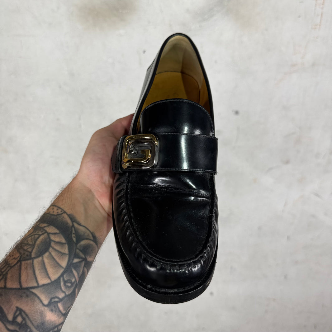 Gucci Two Toned Buckle Loafers