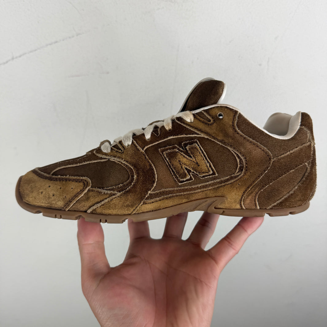 New Balance Miu Miu 580 Sneakers