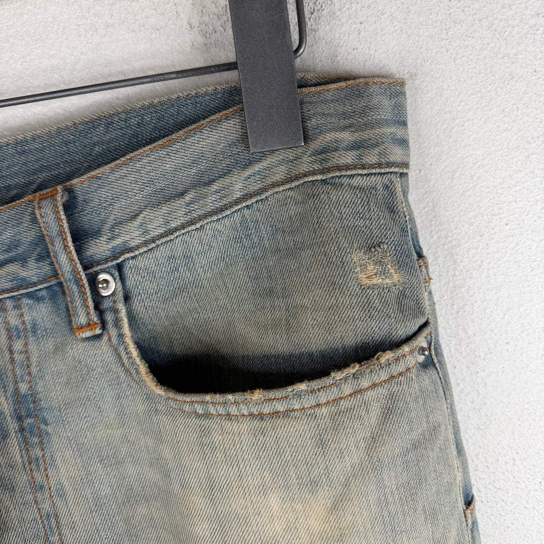 DIor Light Wash Skinny Jeans