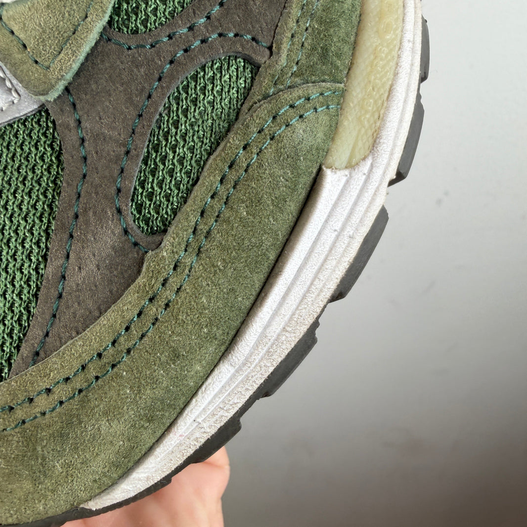 JJJJound New Balance Green 992 Sneakers